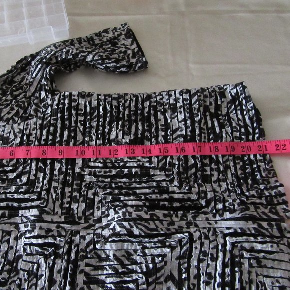 Zip up top or over coat - Attitude size P M - Picture 13 of 14